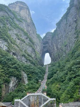 湖南十大旅游景点(湖南省最美十大风景区)插图2