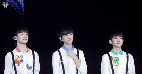 tfboys四周年门票多少钱(tfboys四周年演唱会门票在哪里买)插图