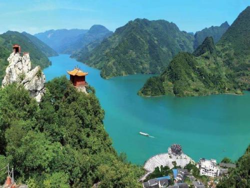 长阳旅游景点大全(长阳有什么好玩的景点介绍)插图1