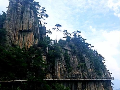 临安十大旅游景点(临安旅游必去十大景点)插图1