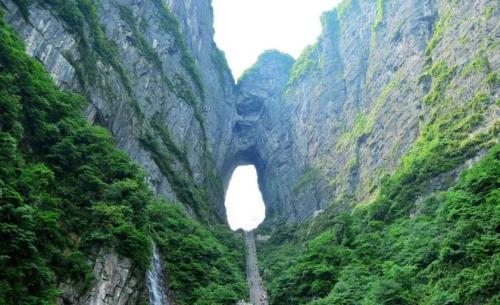 湖南十大旅游景点大全(盘点湖南最美的十大景点)插图2