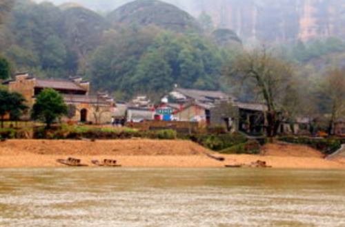 鹰潭十大旅游景点(盘点鹰潭景点好玩的地方)插图1