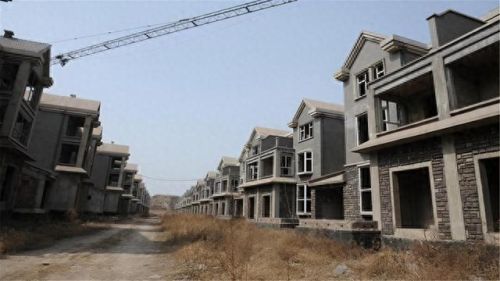 山西十大烂尾楼盘排行榜(汝州十大烂尾楼盘)插图4