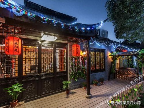 三亚十大名宿排行榜(穷人在三亚长期住哪里最好)