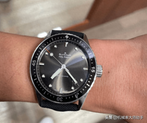 现在手表品牌排行榜前十大(品牌手表十大排名)插图9