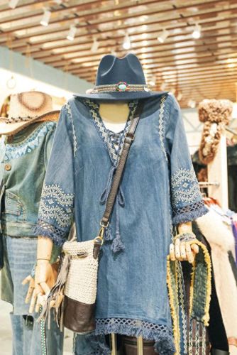 新疆男装品牌排名前十(新疆本地品牌)插图37