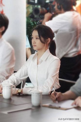 微博女明星粉丝排行榜(女明星的粉丝量排名)插图1