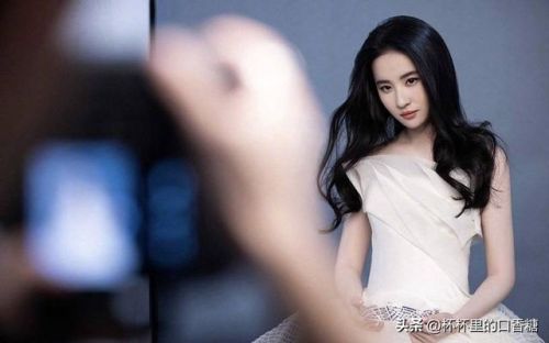 微博女明星粉丝排行榜(女明星的粉丝量排名)插图7