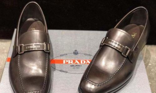 全球十大鞋品牌排行榜(世界排名前十的品牌鞋)插图7 全球十大鞋品牌排行榜(世界排名前十的品牌鞋)插图7