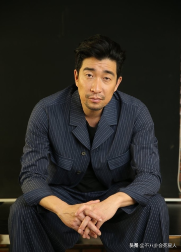 50岁男演员排行榜(内地50岁以上的男演员都有谁)插图19