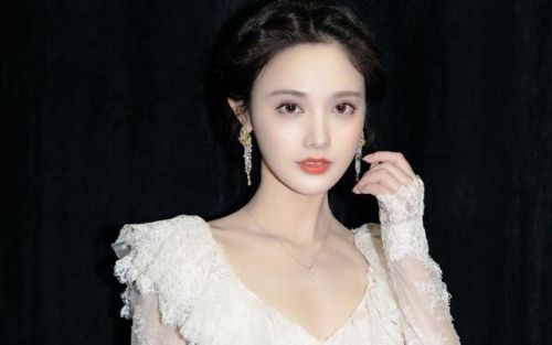 十大校园美女排行榜(全国高校女神排行榜)插图10