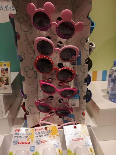 宝宝太阳镜品牌排行榜(世界十大奢华眼镜品牌)插图24