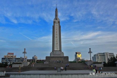 大连的广场排行榜揭晓(大连100多个广场名称)插图4