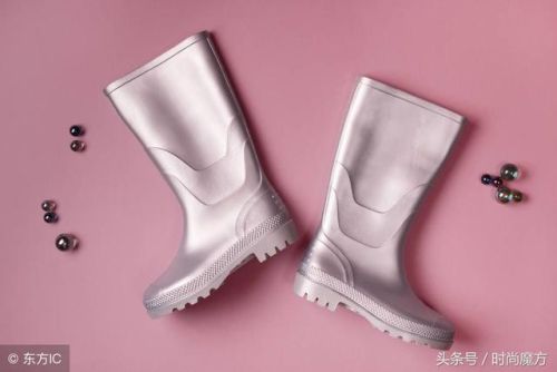 排名前十的雨鞋店(雨鞋十大品牌)插图1