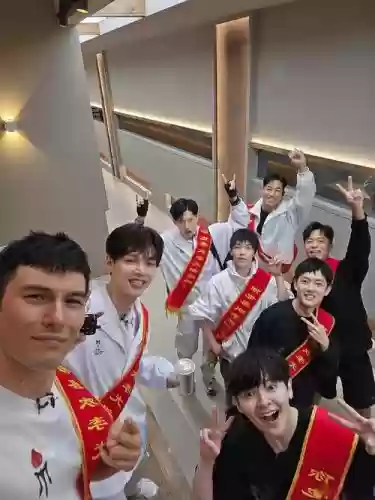 饭哥阵容插图1