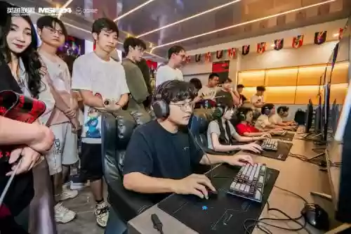 网吧lol阵容插图1