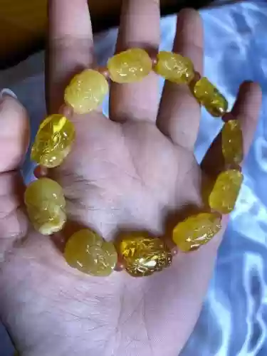 蜜蜡封的武器能交易吗插图1