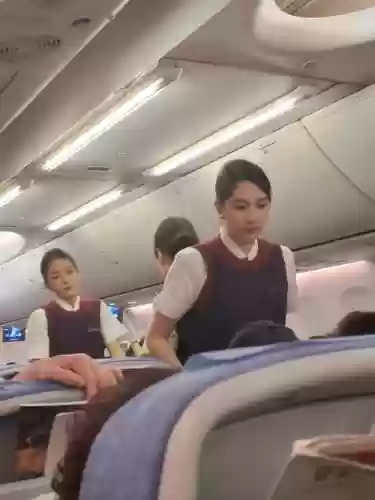 空姐机场阵容插图1