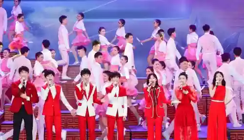 最好的联欢晚会阵容搭配，联欢晚会适合的歌曲插图1