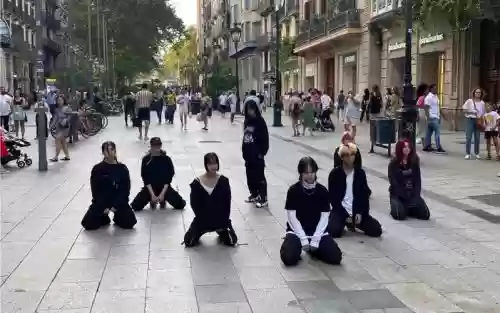 街头表演阵容搭配图，街头表演艺术插图1